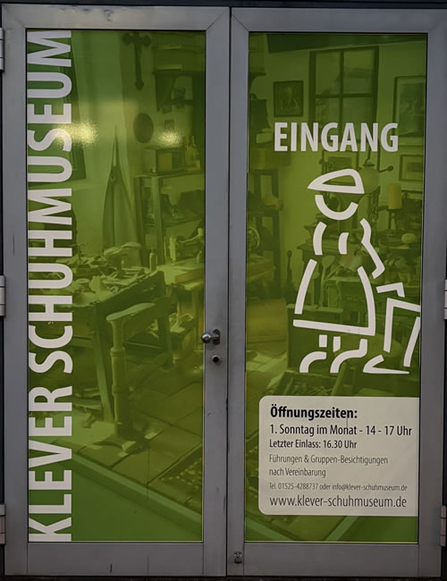 Eingang zum Schuhmuseum in Kleve